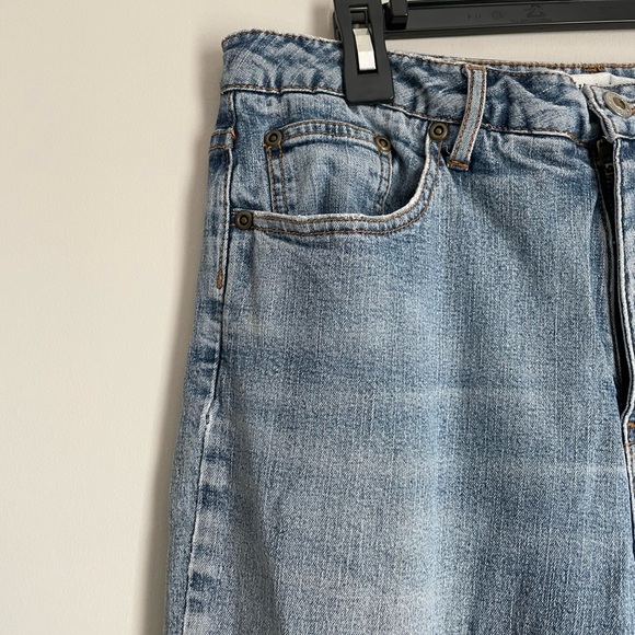 Vintage Coldwater Creek light wash straight leg denim jeans. Size 8. Mom jeans - Picture 2 of 7
